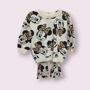 NWT 6-9 Month Minnie Mouse 2 Piece Outfit
